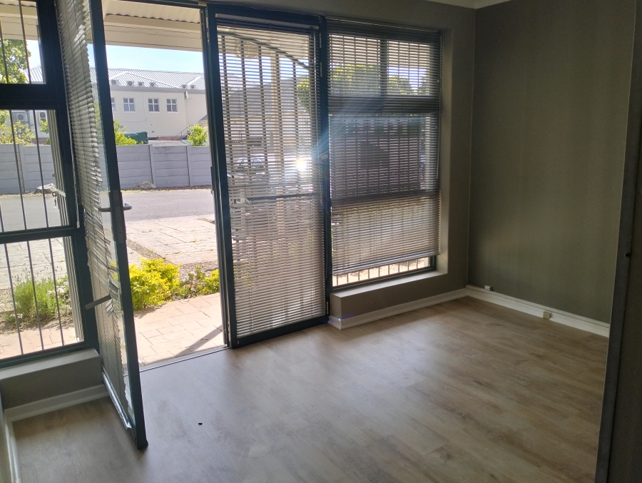 To Let Commercial Property for Rent in Durbanville Western Cape